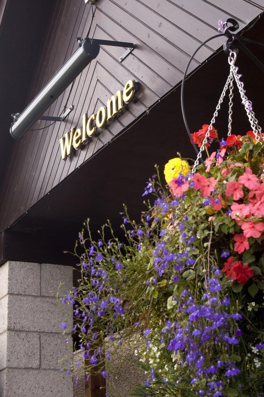 Premier Inn Falkirk East Exteriör bild