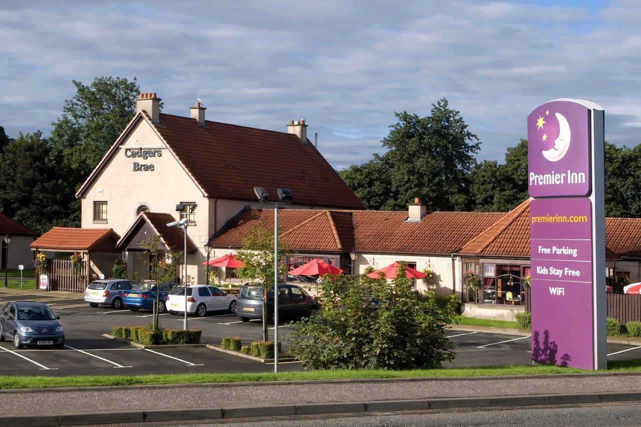 Premier Inn Falkirk East Exteriör bild