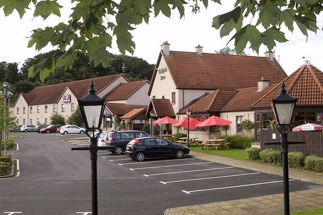 Premier Inn Falkirk East Exteriör bild